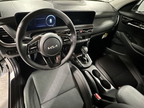 New 2026 Kia Seltos EX AWD/4WD image 11