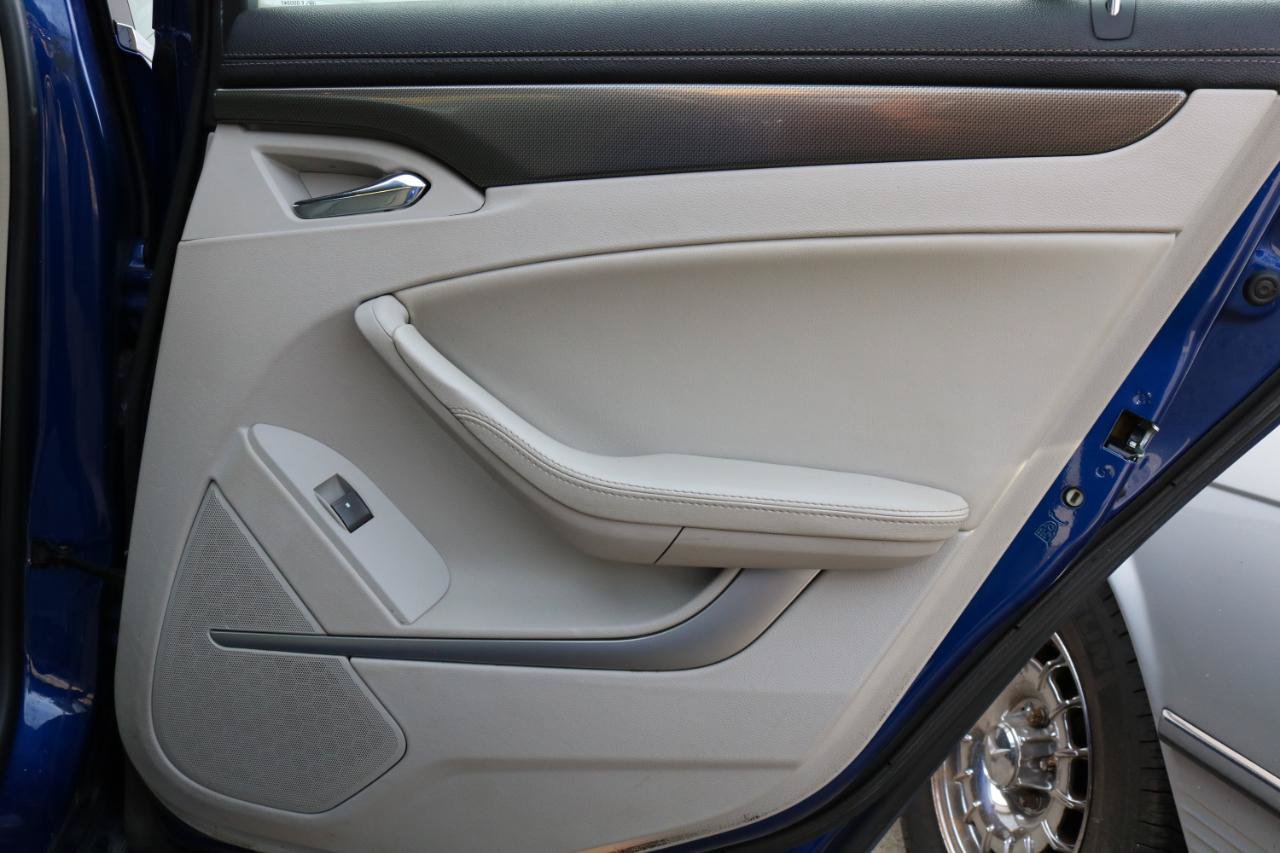 Used 2012 Cadillac CTS AWD Sedan image 40