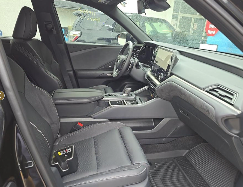 Used 2026 Lexus TX 350 AWD w/ Technology Package image 8