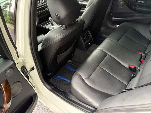 Used 2017 BMW 340i Sedan RWD image 34