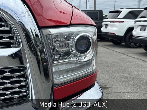 Used 2016 RAM 2500 Laramie AWD/4WD image 9