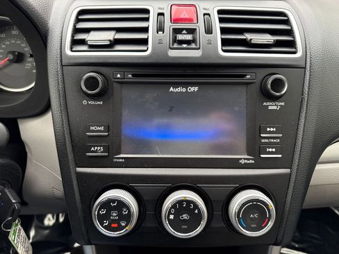 Used 2017 Subaru Forester 2.5i w/ Alloy Wheel Package image 19