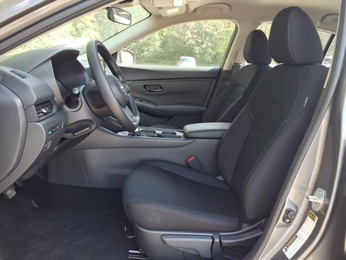 New 2025 Nissan Sentra S image 11
