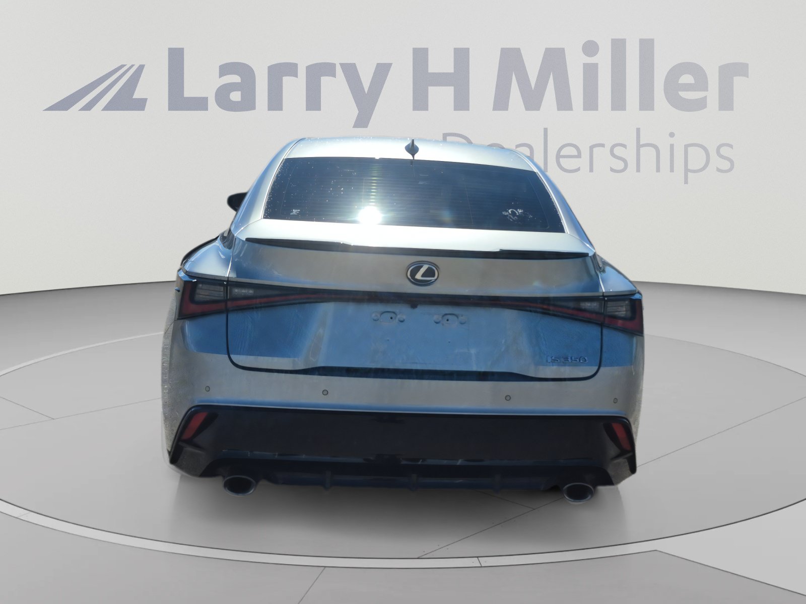 Used 2022 Lexus IS 350 F Sport w/ Accessory Package RWD image 4