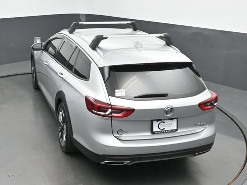 Used 2019 Buick Regal Essence w/ Driver Confidence Package I AWD/4WD image 68