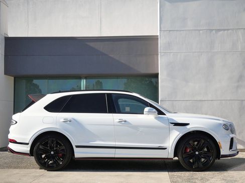 New 2026 Bentley Bentayga Speed image 5