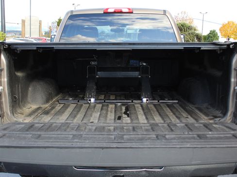 Used 2015 GMC Sierra 1500 SLE image 18