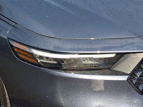 Used 2025 Honda Accord SE image 9