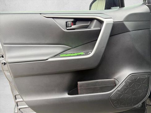 New 2025 Toyota RAV4 LE image 10