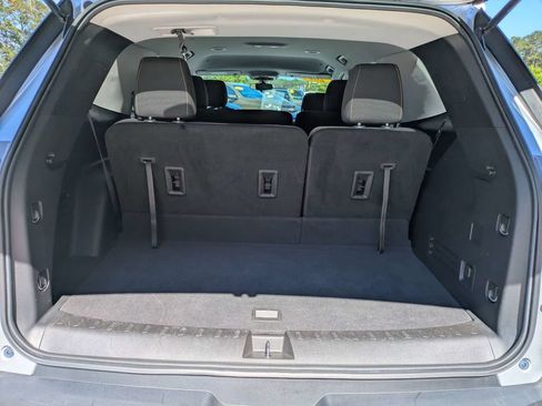 Used 2020 Chevrolet Traverse LS FWD image 14