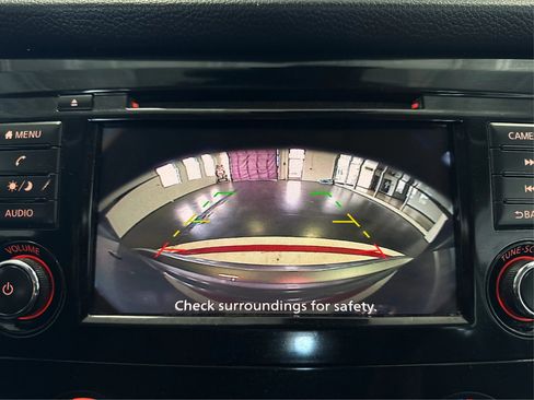 Used 2021 Nissan Rogue Sport S image 27