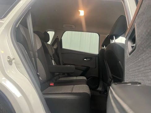 Used 2023 Nissan Rogue SV AWD/4WD image 21