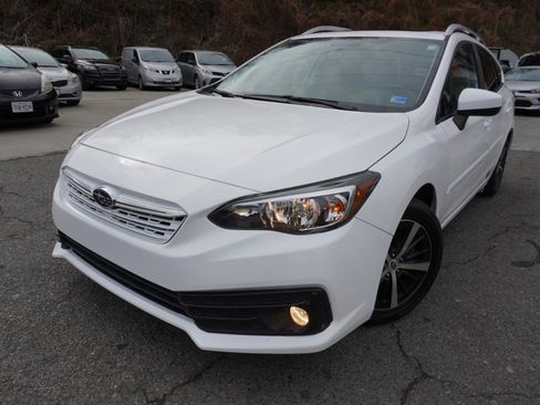 Used 2022 Subaru Impreza 2.0i Premium image 5