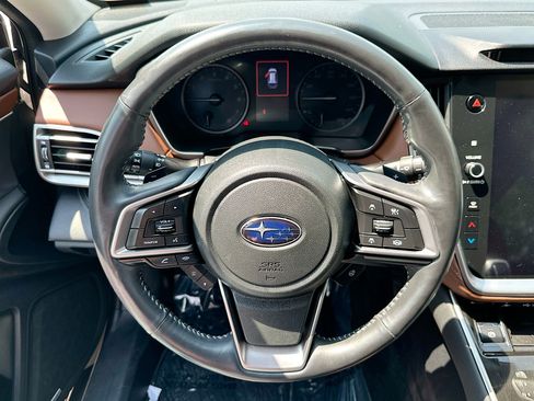 Used 2021 Subaru Outback Touring XT AWD/4WD image 17