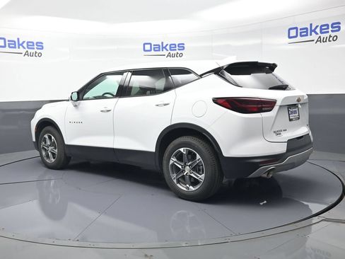 Used 2025 Chevrolet Blazer LT AWD/4WD image 5