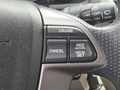 Used 2013 Honda Odyssey EX image 4