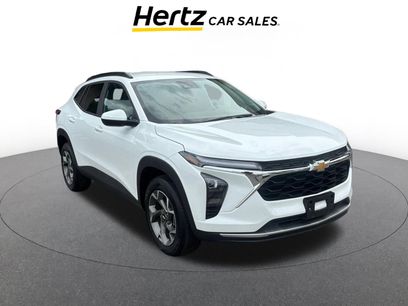Used 2025 Chevrolet Trax LT