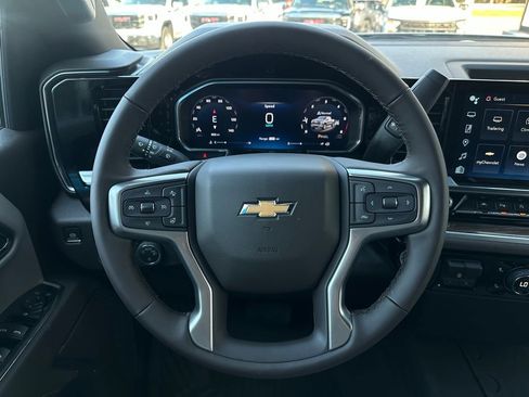 New 2026 Chevrolet Silverado 1500 LT w/ Z71 Off-Road Package image 18