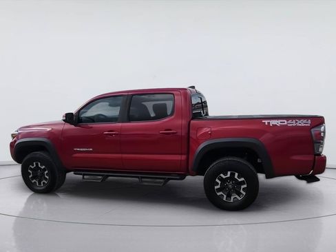 Used 2021 Toyota Tacoma TRD Off-Road w/ Technology Package AWD/4WD image 6