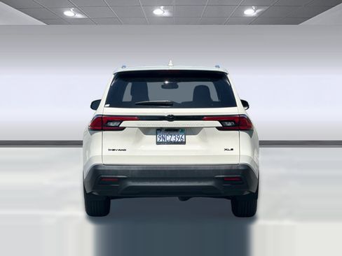Used 2024 Toyota Grand Highlander AWD Hybrid image 9