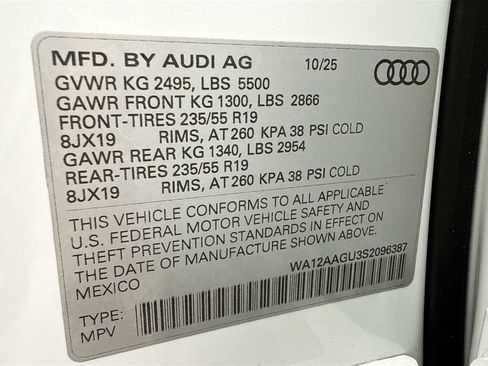 Certified 2025 Audi Q5 Premium Plus w/ Premium Plus AWD/4WD image 35