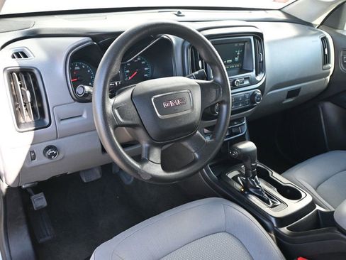 Used 2018 GMC Canyon W/T image 9