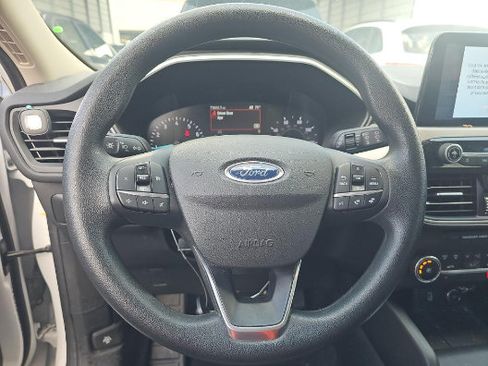 Used 2020 Ford Escape SE FWD image 10