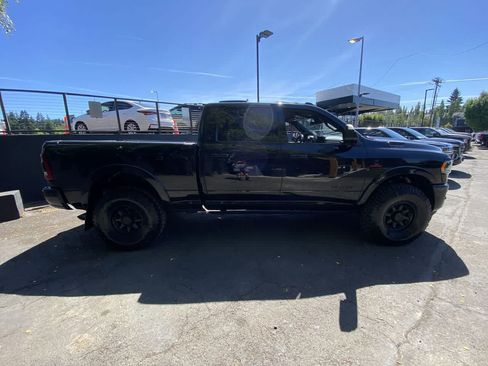 Used 2022 RAM 2500 Limited AWD/4WD image 7