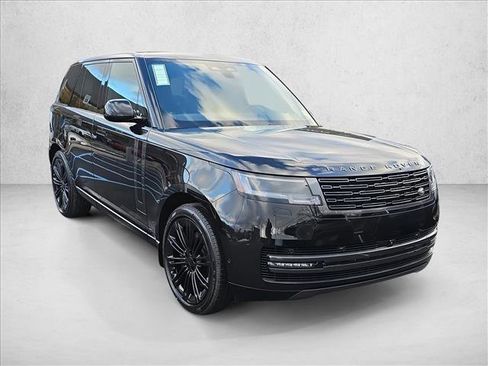 New 2026 Land Rover Range Rover SE image 3