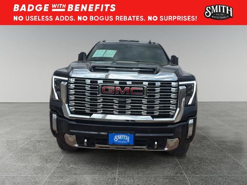 Used 2024 GMC Sierra 2500 Denali w/ Denali Reserve Package image 3