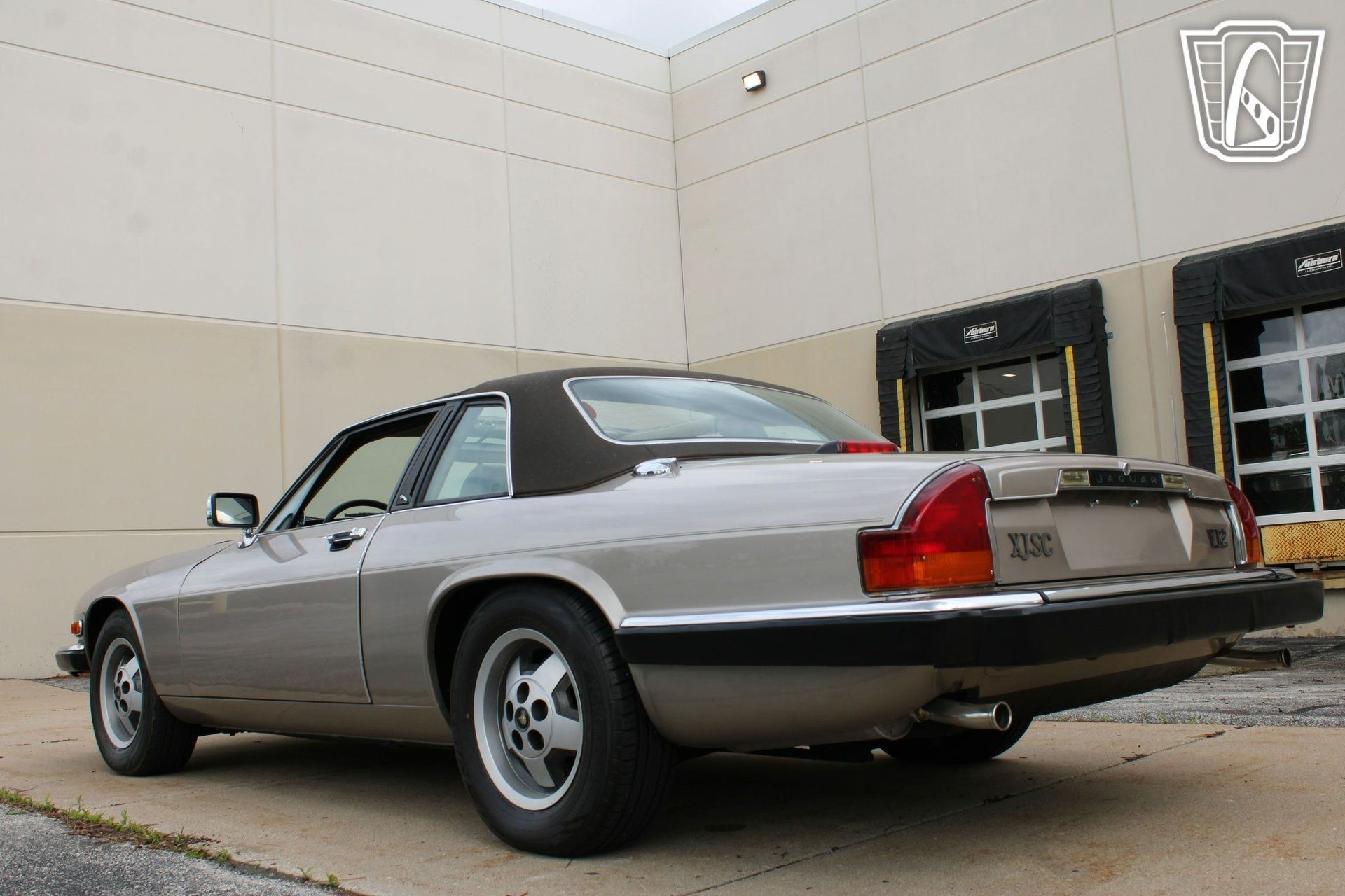 Used 1988 Jaguar XJS V12 Convertible RWD image 25