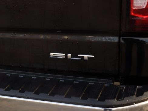 Used 2025 GMC Sierra 1500 SLT image 36