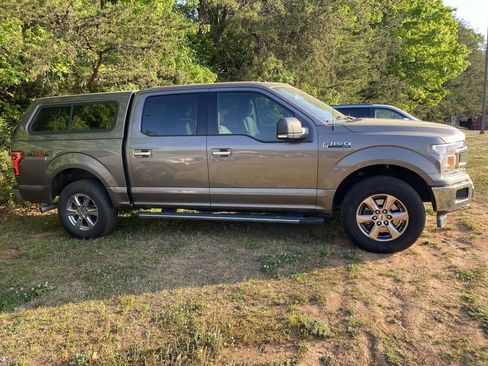 Used 2018 Ford F150 XLT w/ Equipment Group 302A Luxury AWD/4WD image 6
