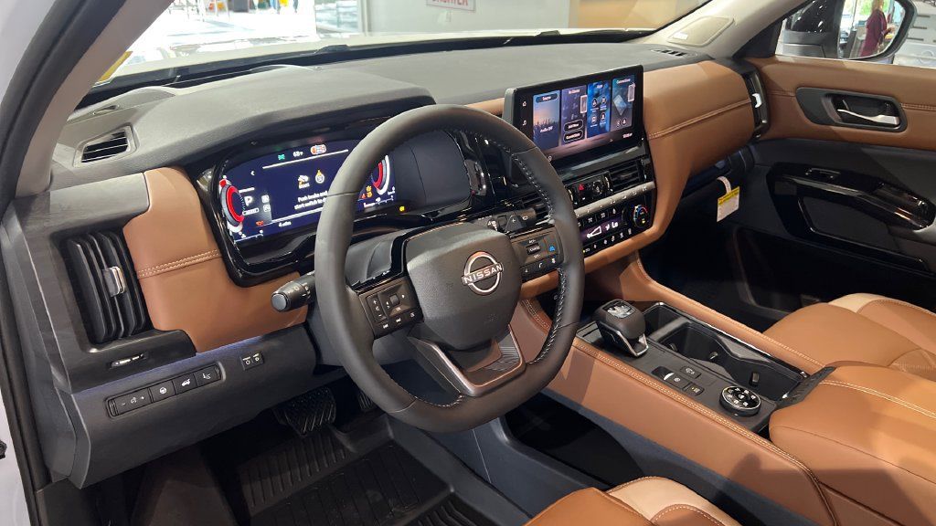 New 2026 Nissan Pathfinder Platinum AWD/4WD image 21