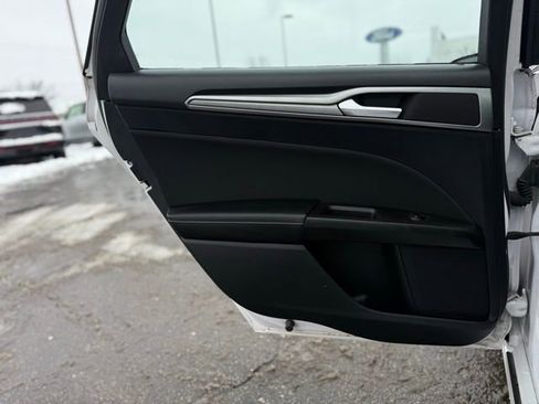 Certified 2020 Ford Fusion SE image 14