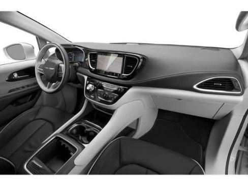 New 2023 Chrysler Pacifica Pinnacle image 18