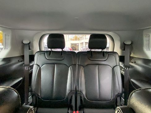 Certified 2023 Jeep Grand Cherokee L Limited image 23