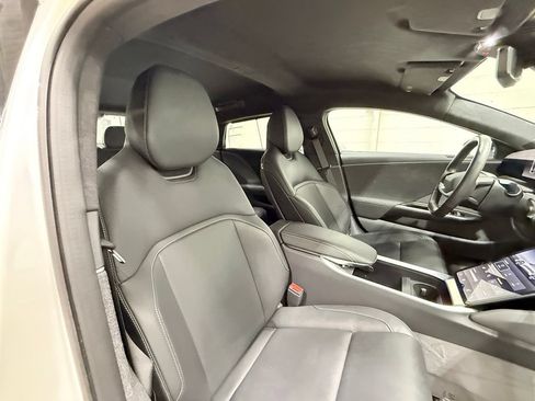 Used 2024 Lucid Air Touring AWD/4WD image 43