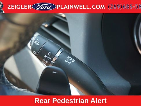 Used 2024 Buick Enclave Essence w/ Experience Buick Package AWD/4WD image 27