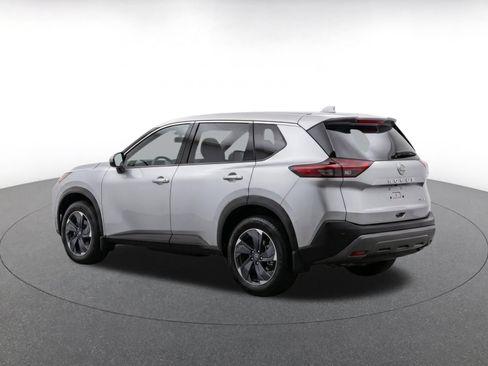Used 2025 Nissan Rogue SV FWD image 7