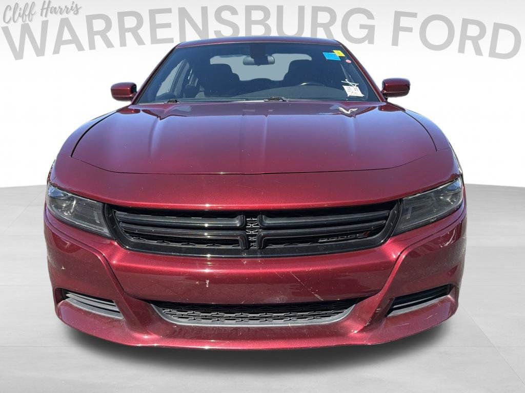 Used 2022 Dodge Charger SXT RWD image 2