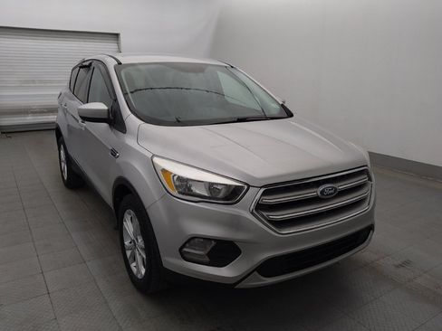Used 2017 Ford Escape SE FWD image 13
