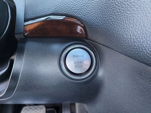 Used 2008 Mercedes-Benz GL 550 4MATIC image 26