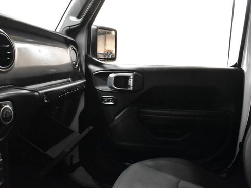Used 2020 Jeep Wrangler Unlimited Sport S image 16