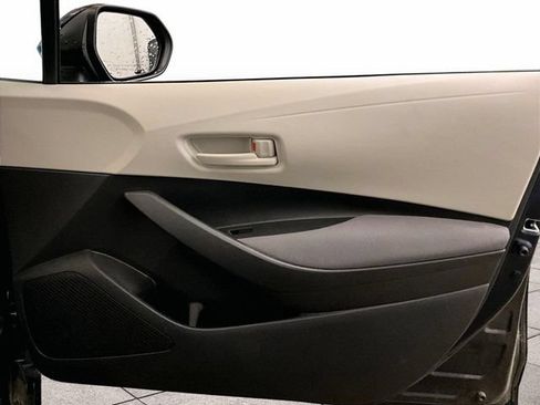 Used 2022 Toyota Corolla LE FWD image 23