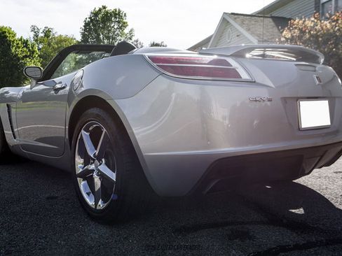 Used 2008 Saturn Sky Red Line RWD image 6