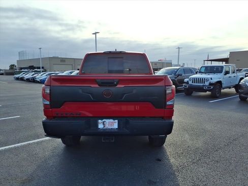 Used 2024 Nissan Titan PRO-4X w/ Pro-4x Utility Package image 4