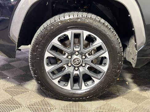 Used 2022 Toyota Tundra Limited AWD/4WD image 13