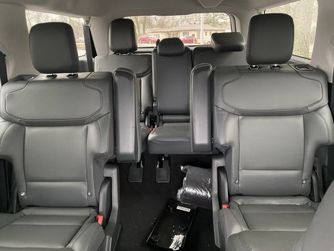 New 2026 Ford Expedition Max Active image 26