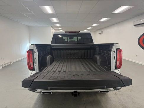 New 2026 GMC Sierra 1500 SLT AWD/4WD image 7